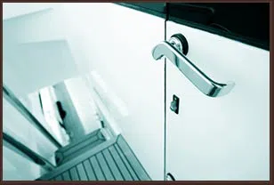  Chicago Lockssmith And Doors Chicago, IL 312-525-2030