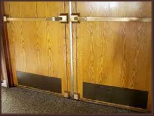  Chicago Lockssmith And Doors Chicago, IL 312-525-2030